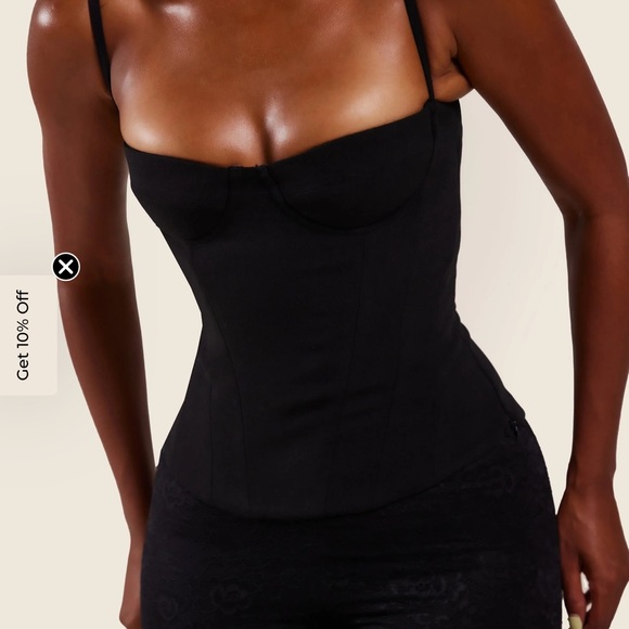 THE EVERLY CORSET IN BLACK - Picture 3 of 4